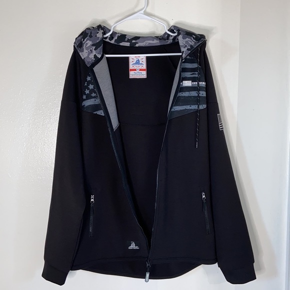 Jacket - Picture 2 of 5